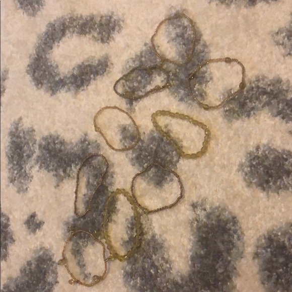 Nine orange and tan beaded bracelets - Picture 3 of 3